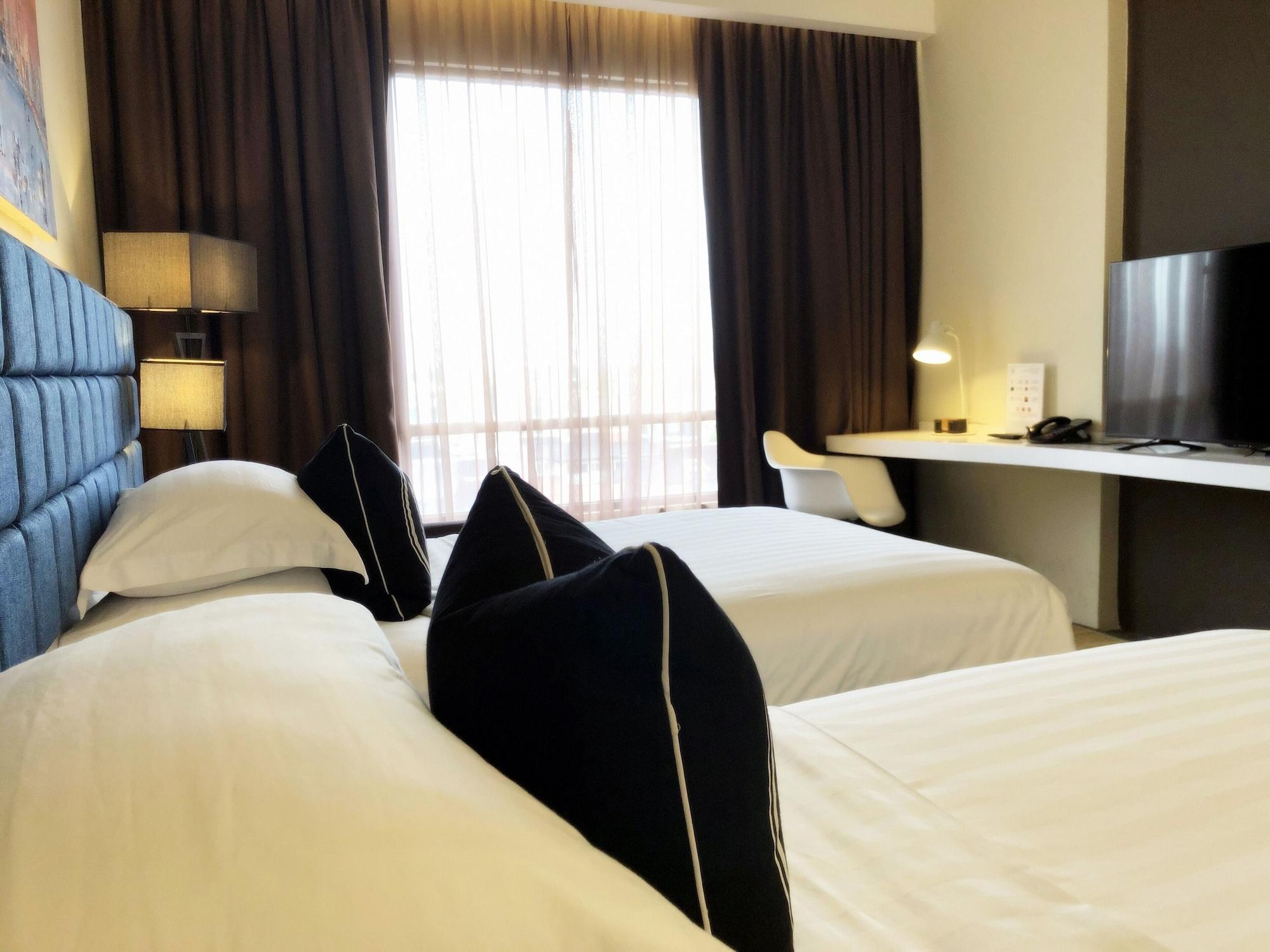 M Roof Hotel & Residences Ipoh Exterior photo
